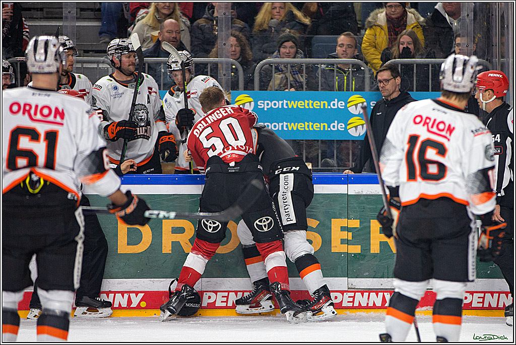 PENNY DEL; Koelner Haie- Loewen Frankfurt; Koeln, 18.12.2022